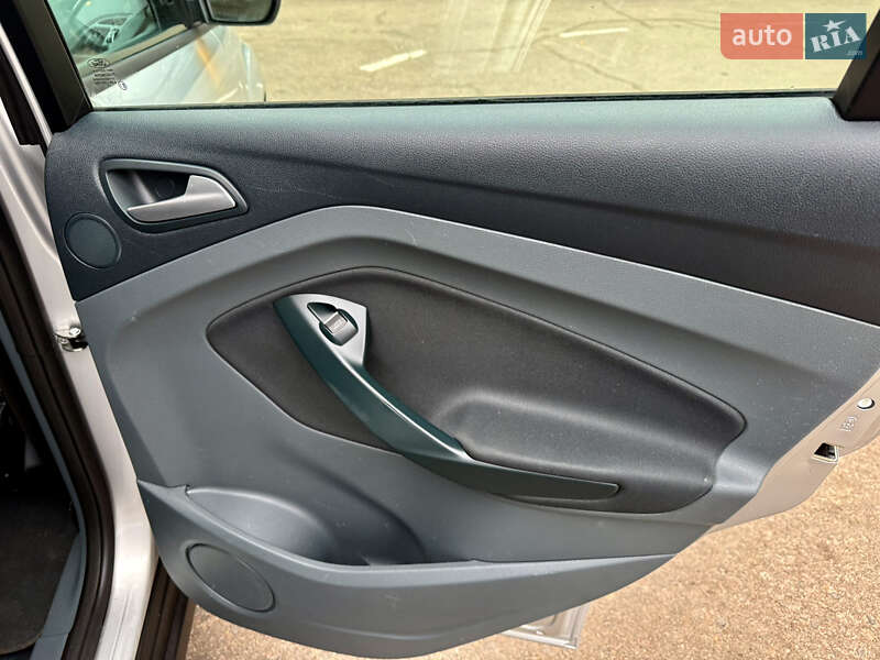 Мінівен Ford C-Max 2012 в Рівному фото 24 Мінівен Ford C-Max 2012 в Рівному