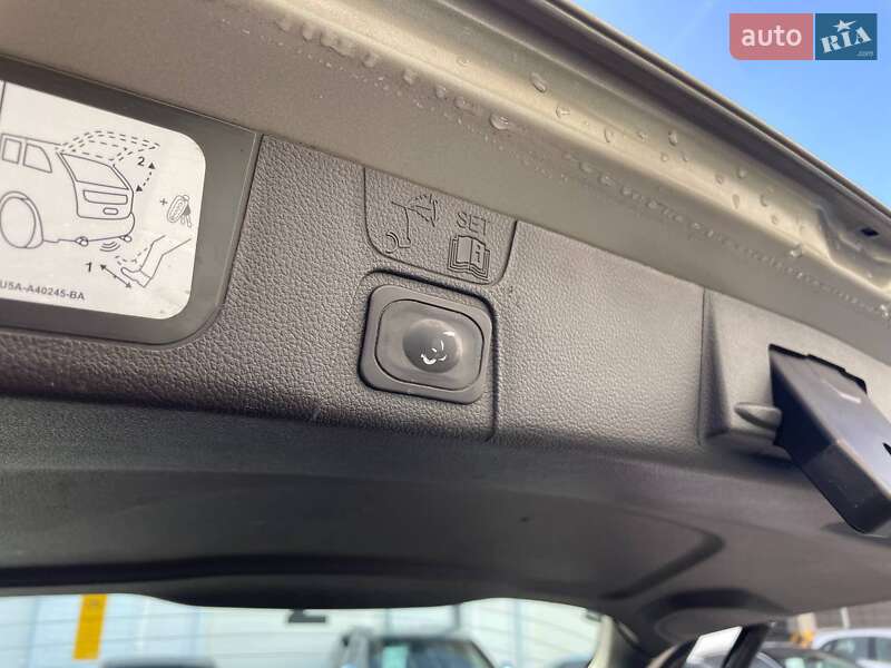 Мінівен Ford C-Max 2015 в Одесі