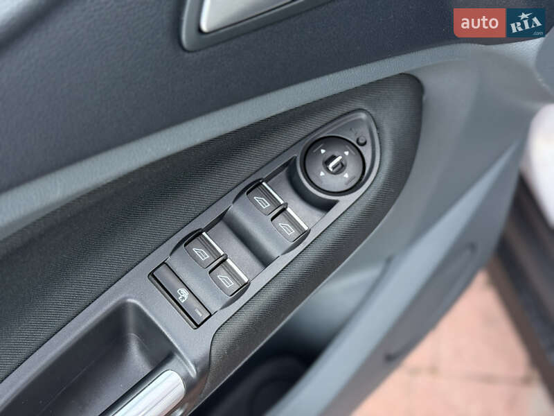 Мінівен Ford C-Max 2012 в Стрию