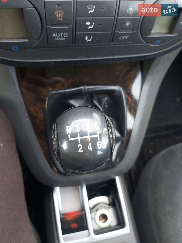 Минивэн Ford C-Max 2004 в Ковеле