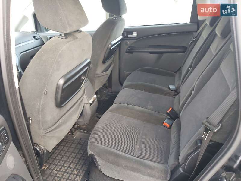 Минивэн Ford C-Max 2004 в Ковеле