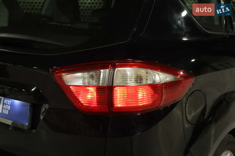 Минивэн Ford C-Max 2016 в Луцке фото 11 Минивэн Ford C-Max 2016 в Луцке