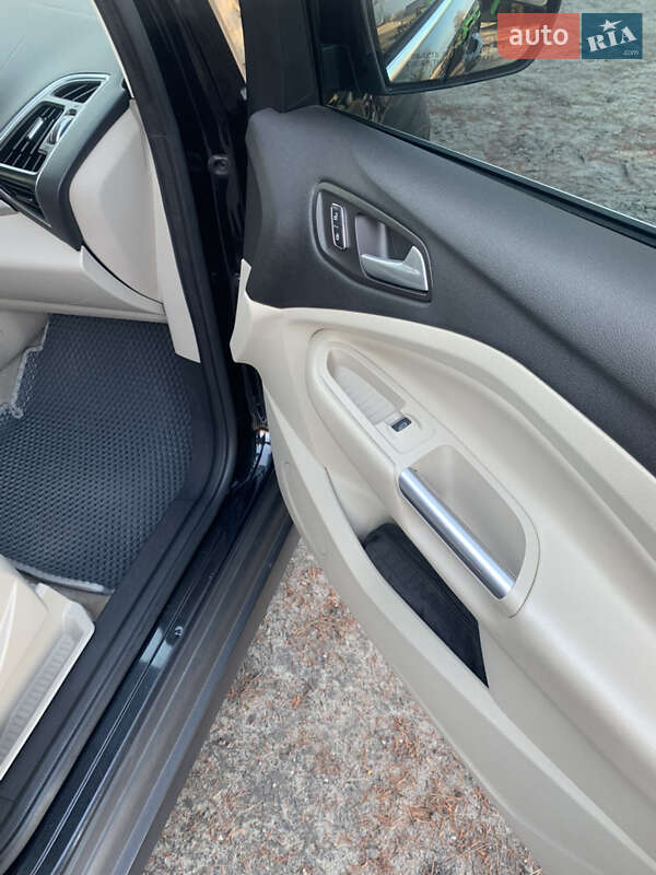 Мінівен Ford C-Max 2013 в Володимирі