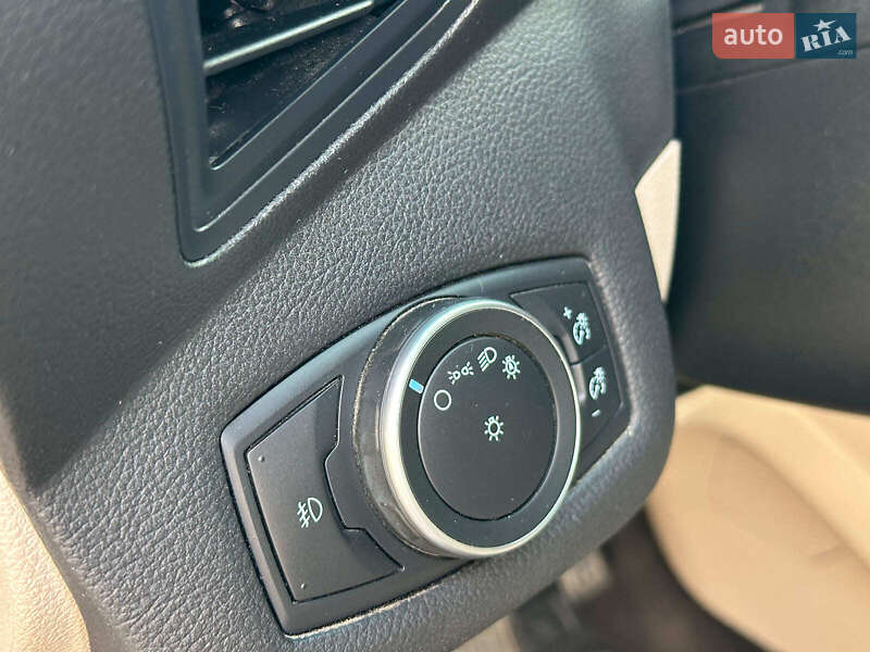 Мінівен Ford C-Max 2017 в Одесі фото 14 Мінівен Ford C-Max 2017 в Одесі