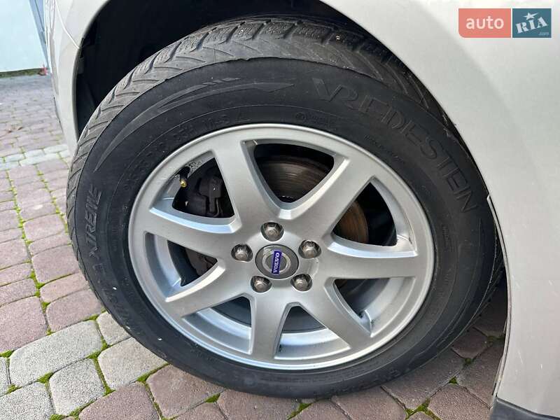 Минивэн Ford C-Max 2012 в Стрые фото 25 Минивэн Ford C-Max 2012 в Стрые