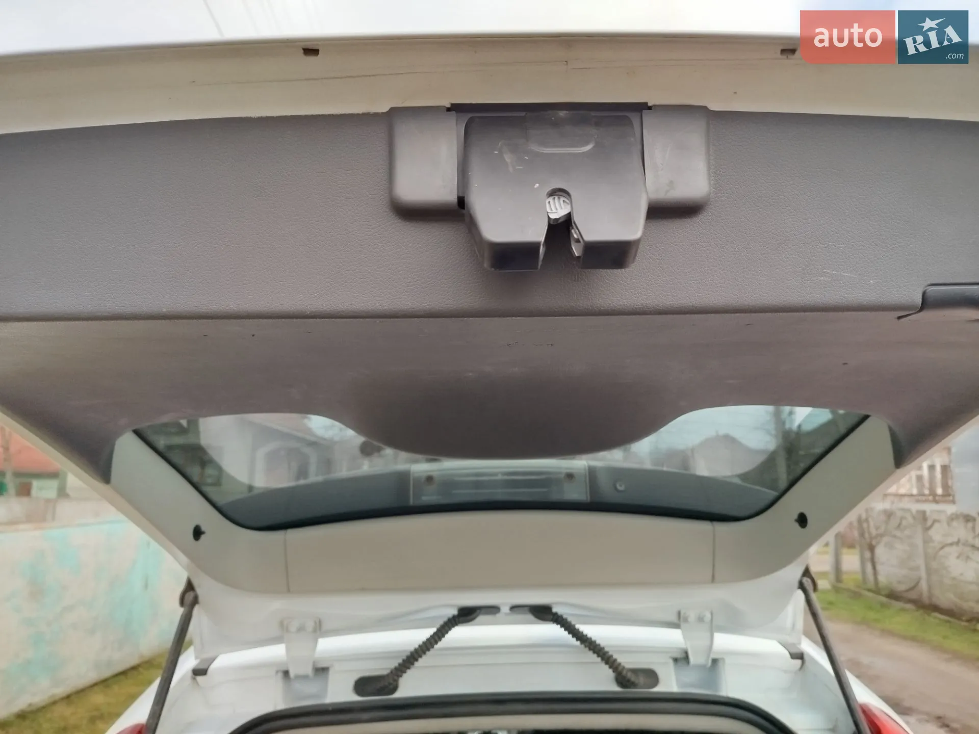 2010 Ford C-MAX - мініатюра 23