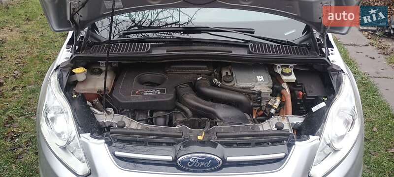 Минивэн Ford C-Max 2017 в Киеве фото 16 Минивэн Ford C-Max 2017 в Киеве
