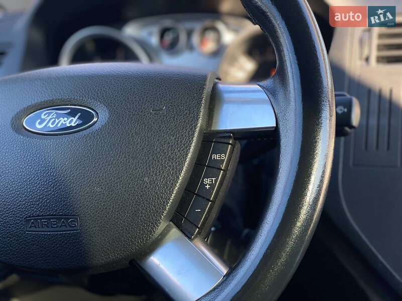 Минивэн Ford C-Max 2010 в Львове