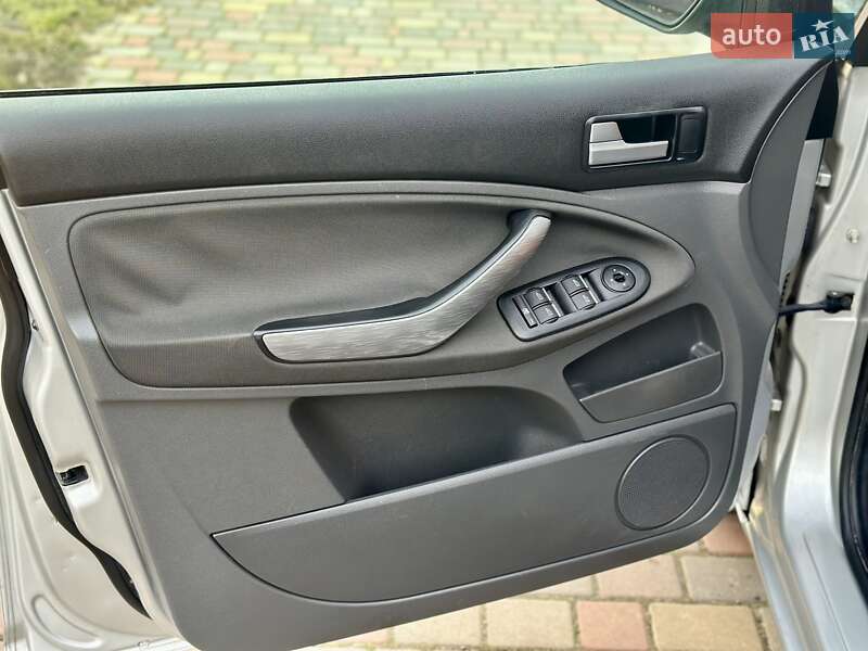 Минивэн Ford C-Max 2008 в Владимирце фото 15 Минивэн Ford C-Max 2008 в Владимирце