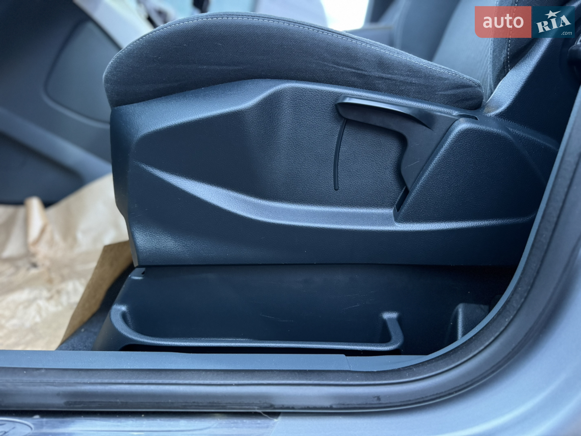 2011 Ford C-MAX - мініатюра 73