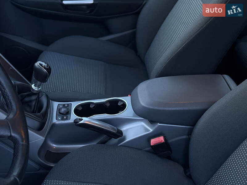 Минивэн Ford C-Max 2013 в Стрые фото 115 Минивэн Ford C-Max 2013 в Стрые