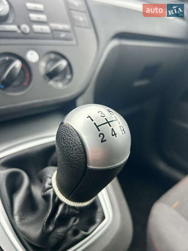 Минивэн Ford C-Max 2007 в Луцке