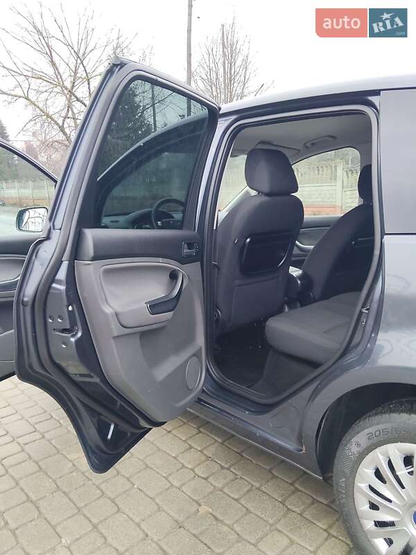 Минивэн Ford C-Max 2009 в Ивано-Франковске