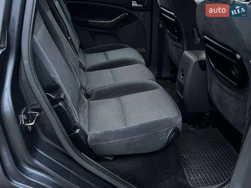 Минивэн Ford C-Max 2007 в Днепре