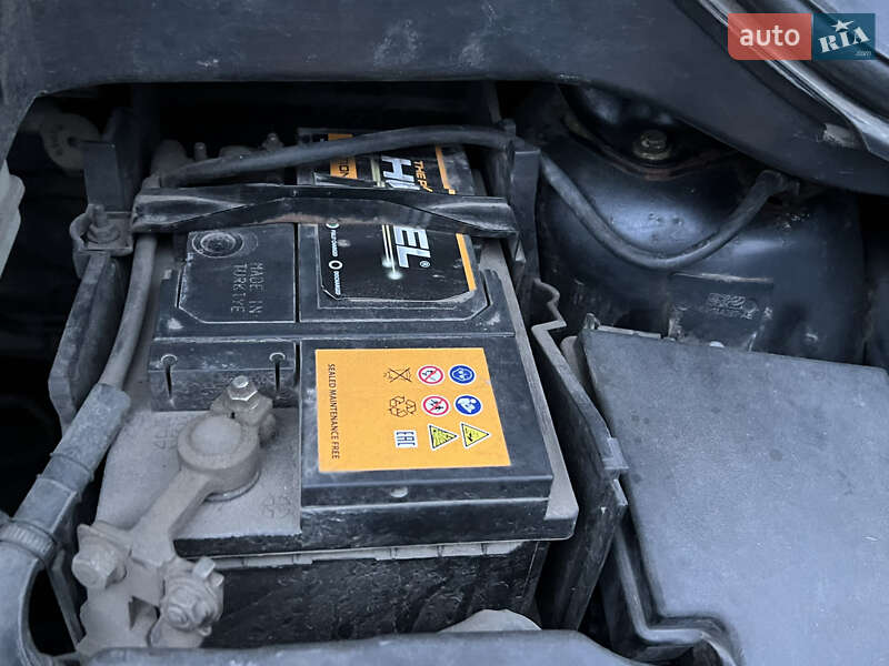 Минивэн Ford C-Max 2007 в Днепре