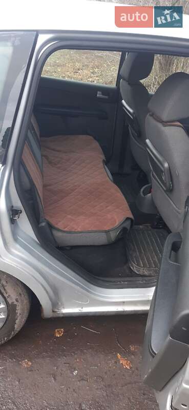 Минивэн Ford C-Max 2006 в Днепре