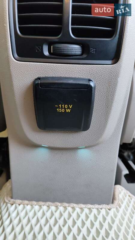 Минивэн Ford C-Max 2015 в Черновцах