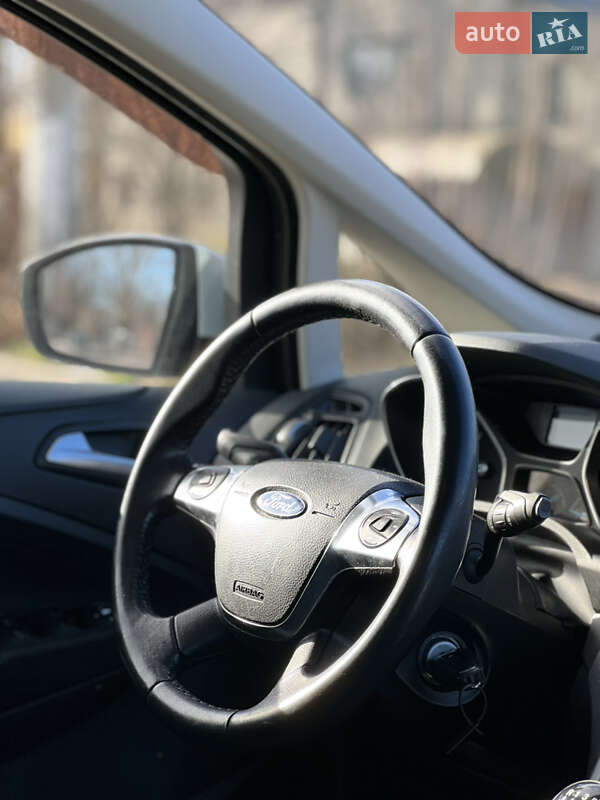 Минивэн Ford C-Max 2013 в Николаеве