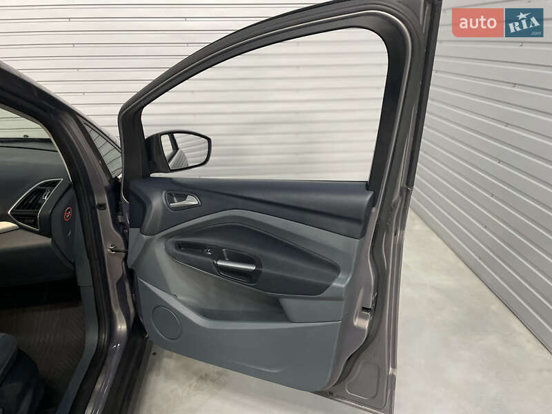 Минивэн Ford C-Max 2012 в Стрые