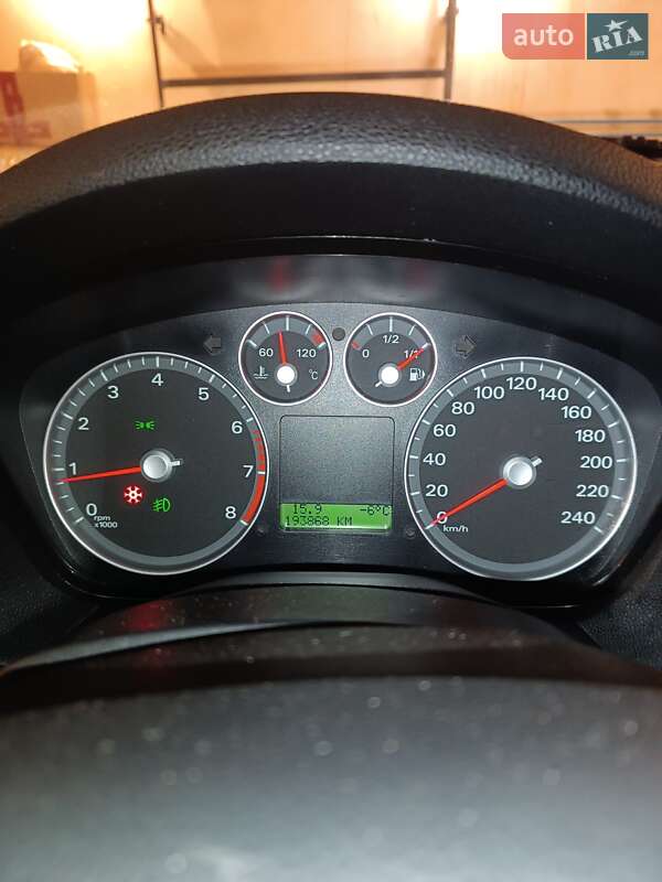 Мінівен Ford C-Max 2005 в Новомиргороді