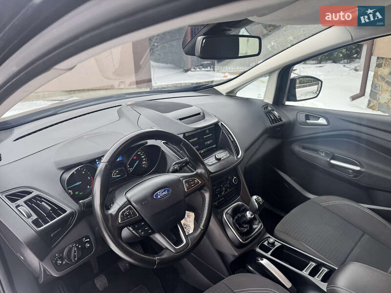 Минивэн Ford C-Max 2015 в Луцке