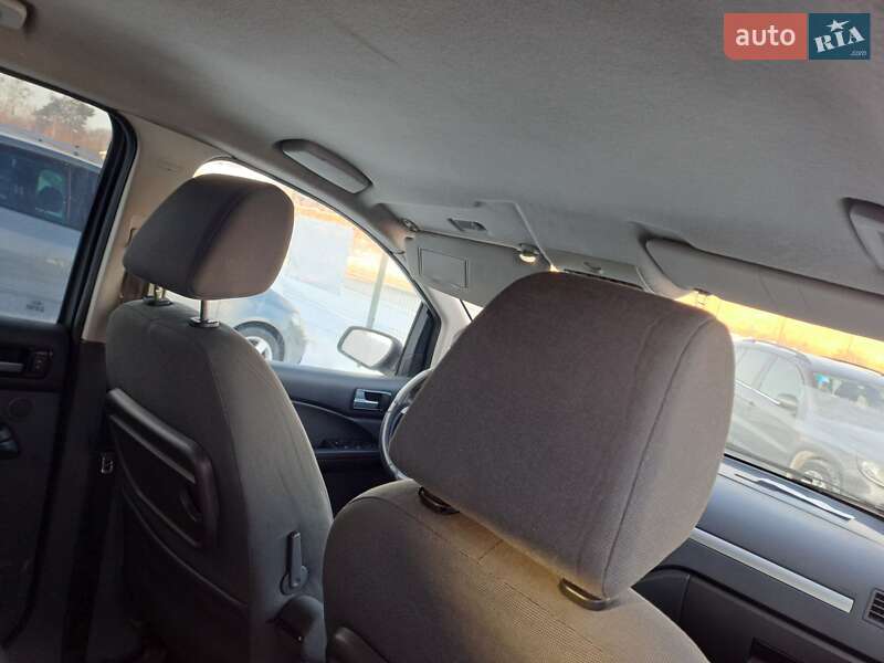 Минивэн Ford C-Max 2004 в Славуте