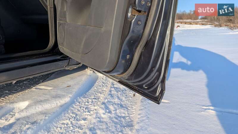 Минивэн Ford C-Max 2009 в Перещепине