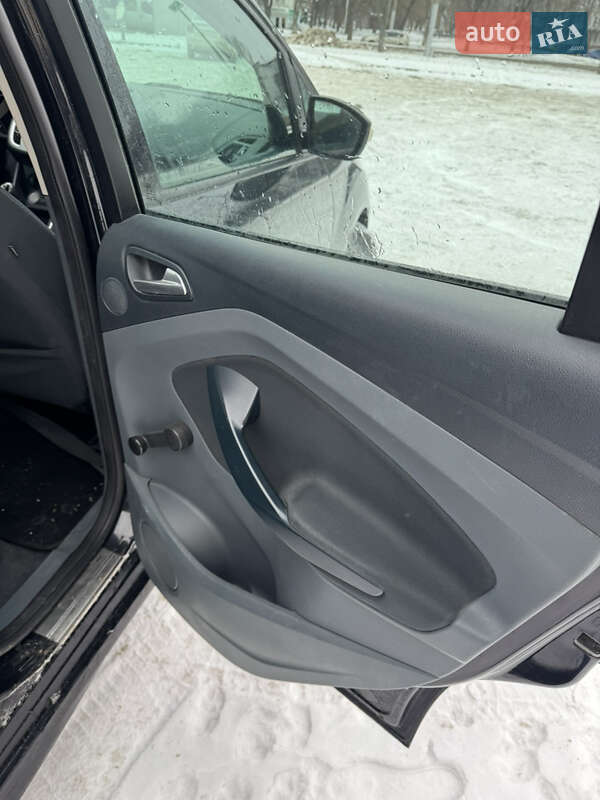 Мінівен Ford C-Max 2010 в Запоріжжі фото 23 Мінівен Ford C-Max 2010 в Запоріжжі