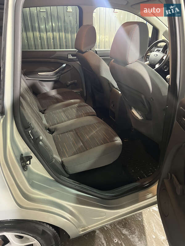 Мінівен Ford C-Max 2010 в Володимирці