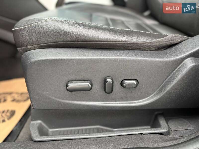 Мінівен Ford C-Max 2013 в Стрию