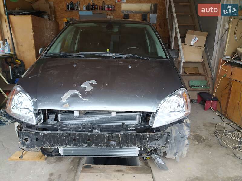 Мінівен Ford C-Max 2005 в Дунаївцях