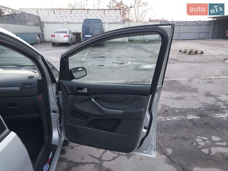 Минивэн Ford C-Max 2007 в Николаеве