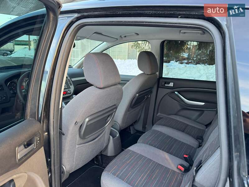 Минивэн Ford C-Max 2009 в Луцке