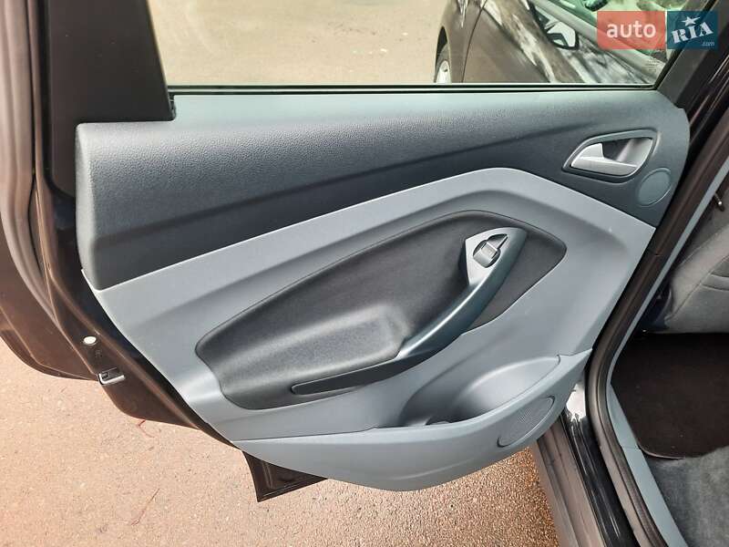 Мінівен Ford C-Max 2011 в Рівному фото 25 Мінівен Ford C-Max 2011 в Рівному