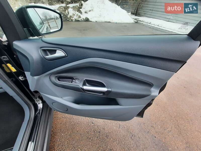 Мінівен Ford C-Max 2011 в Рівному фото 35 Мінівен Ford C-Max 2011 в Рівному