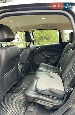 Минивэн Ford C-Max 2015 в Килии