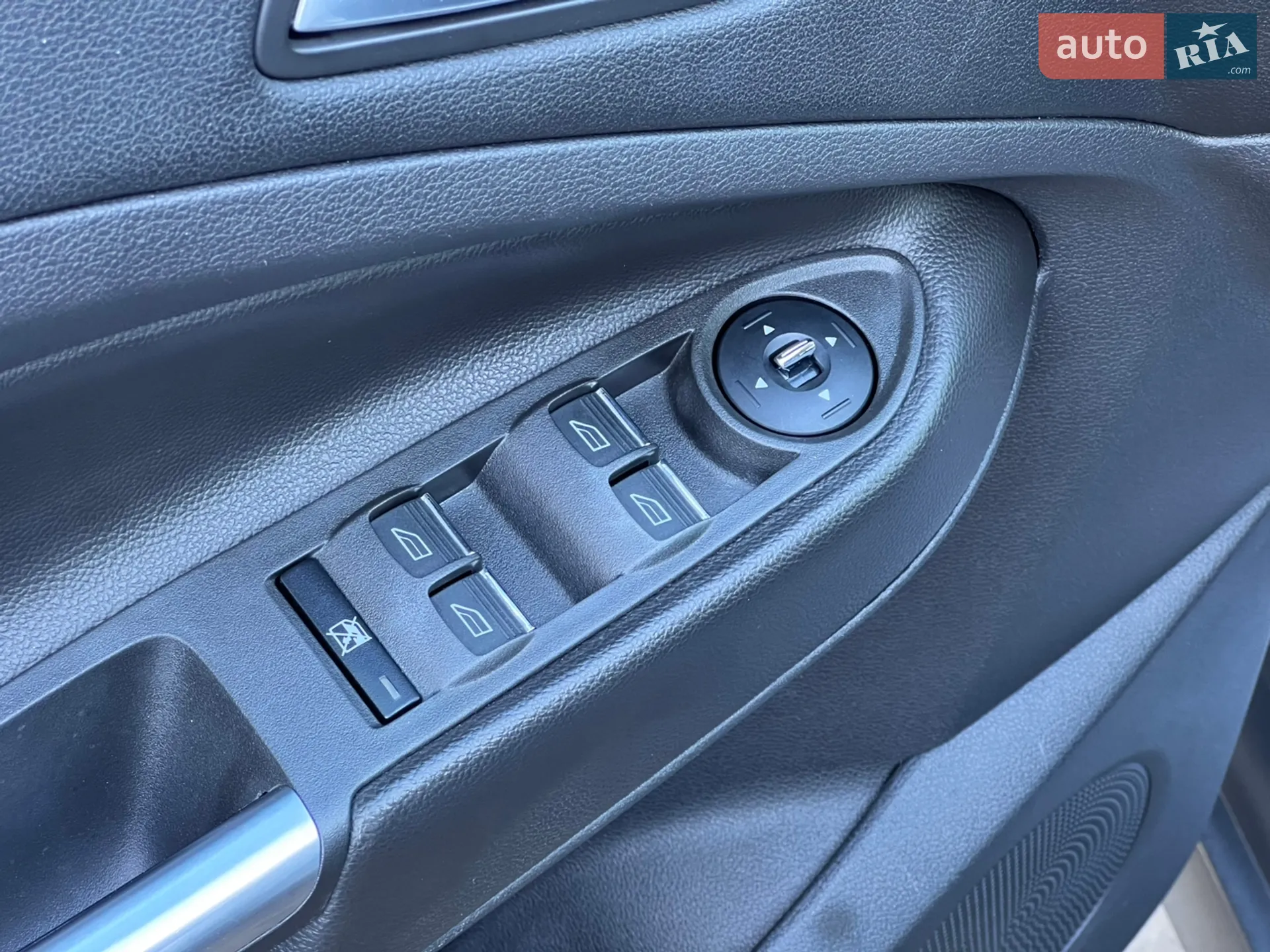 2013 Ford C-MAX - мініатюра 31