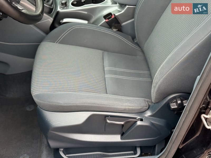 Мінівен Ford C-Max 2012 в Хоролі