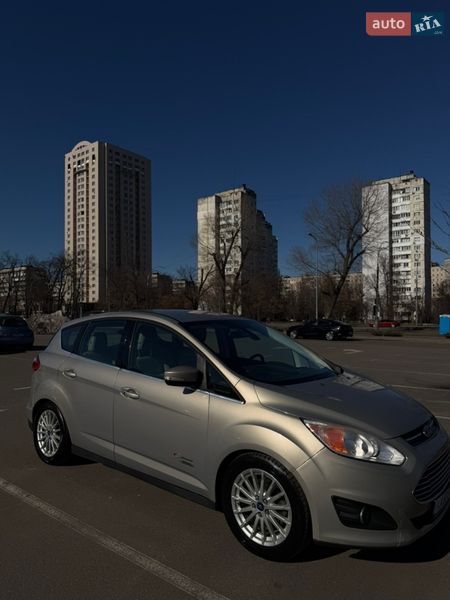 Мінівен Ford C-Max 2016 в Києві