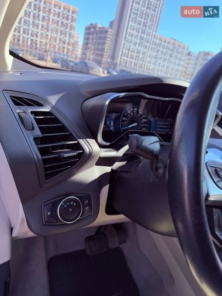 Мінівен Ford C-Max 2016 в Києві