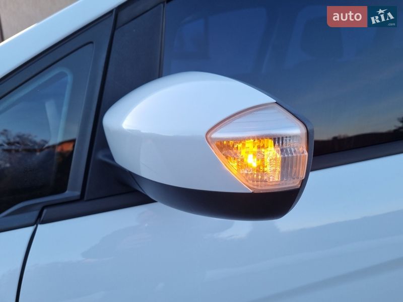 Минивэн Ford C-Max 2013 в Харькове