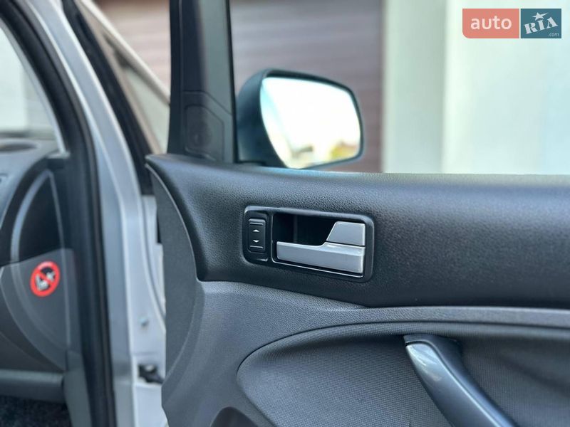 Минивэн Ford C-Max 2009 в Тернополе