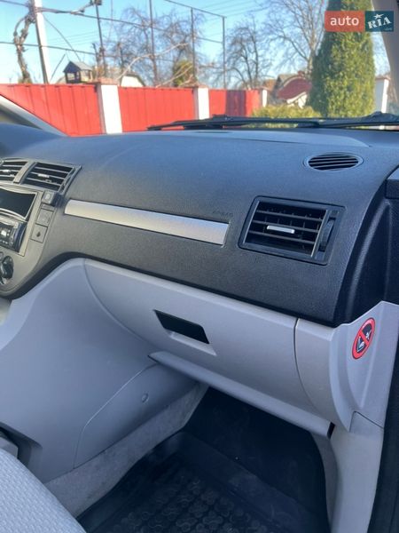 Минивэн Ford C-Max 2004 в Стрые