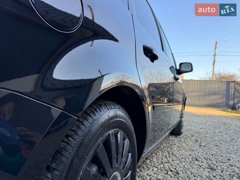 Мінівен Ford C-Max 2009 в Долині