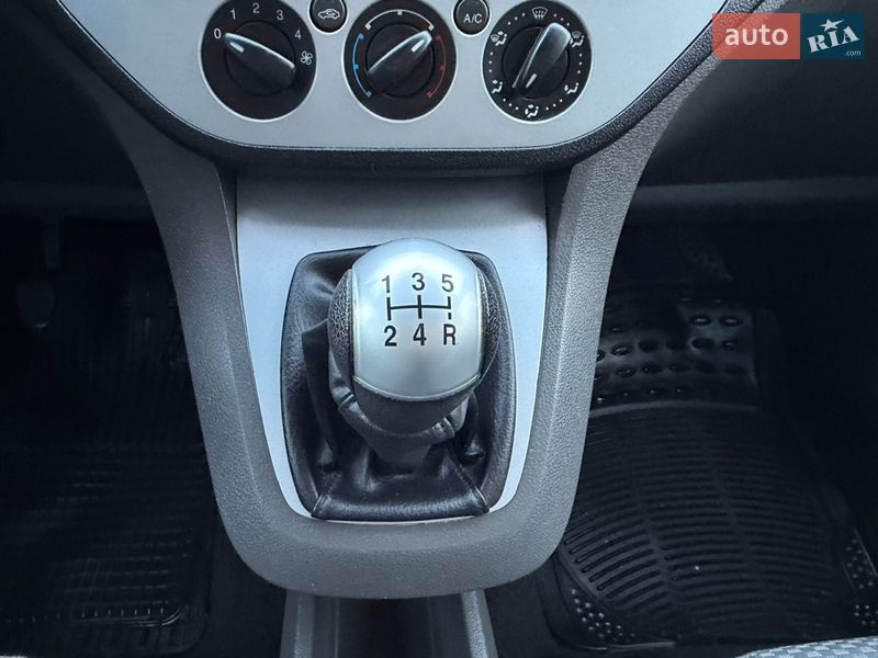 Минивэн Ford C-Max 2007 в Полтаве