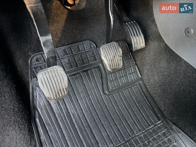 Минивэн Ford C-Max 2007 в Полтаве