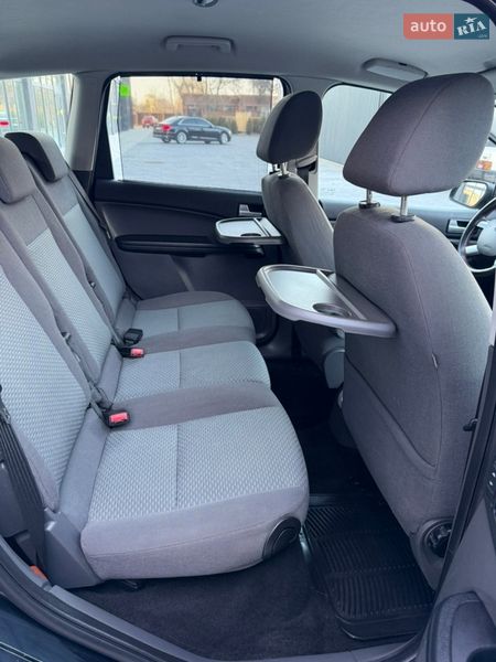 Минивэн Ford C-Max 2007 в Полтаве