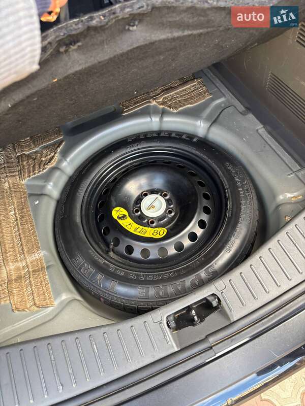 Мінівен Ford C-Max 2007 в Балті фото 17 Мінівен Ford C-Max 2007 в Балті