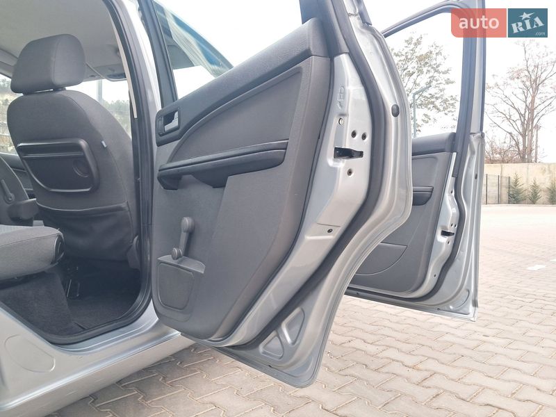 Минивэн Ford C-Max 2005 в Могилев-Подольске