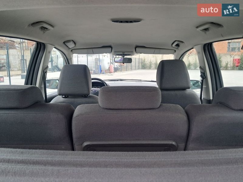 Минивэн Ford C-Max 2005 в Могилев-Подольске